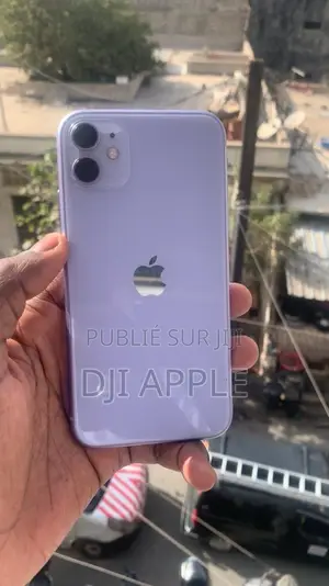 Nouveau Apple iPhone 11 64 GB Violet