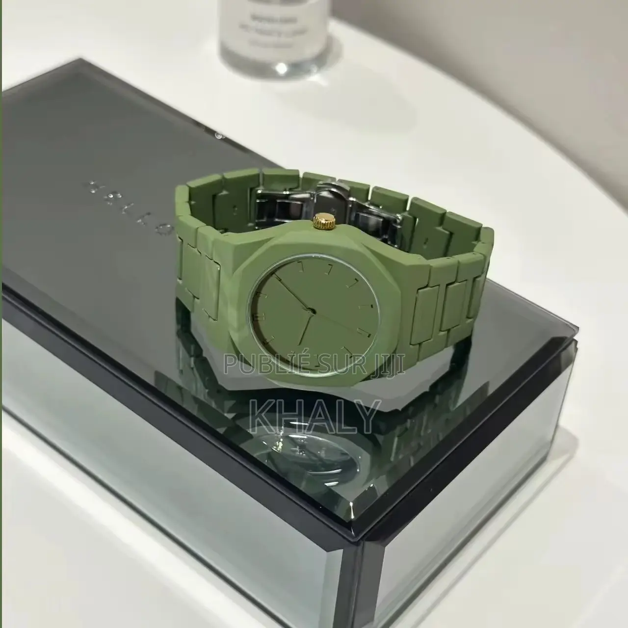 Montre Polycarbon Arabic Avec Boite