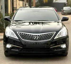 Hyundai Grandeur 2016 Noir