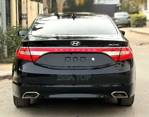 Hyundai Grandeur 2016 Noir