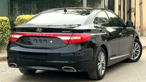 Hyundai Grandeur 2016 Noir