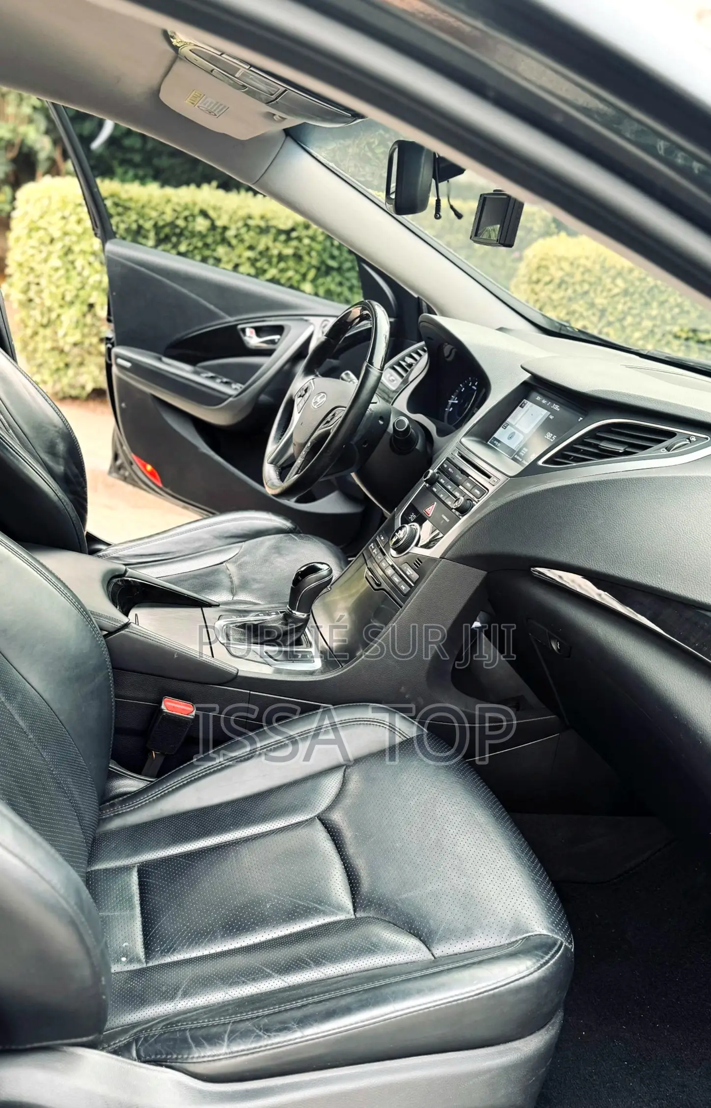 Hyundai Grandeur 2016 Noir