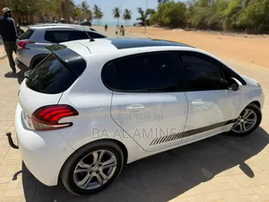 Peugeot 208 2018 Blanc