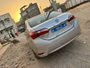 Toyota Corolla 2014 Gris