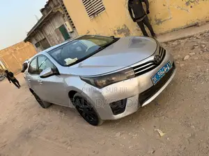 Toyota Corolla 2014 Gris