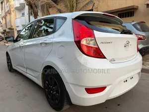 Hyundai Accent 2017 Blanc