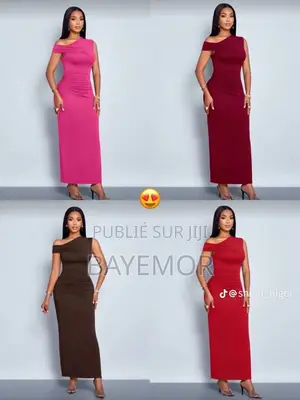 Très Jolie Robe