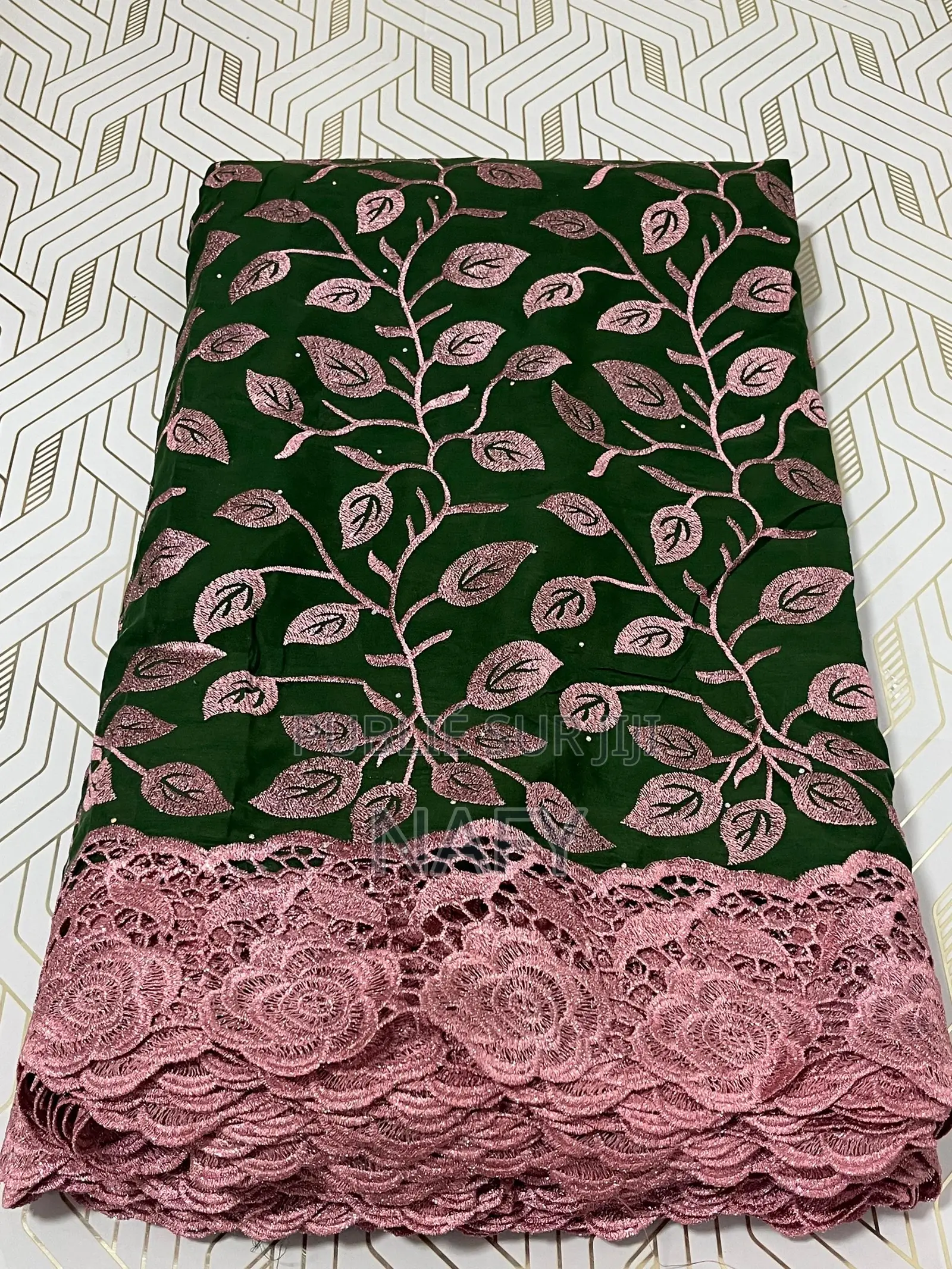 Sifon Jupur 5 Yards