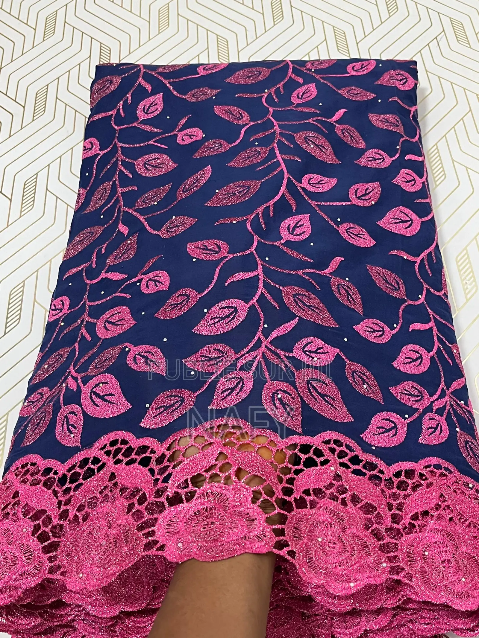 Sifon Jupur 5 Yards