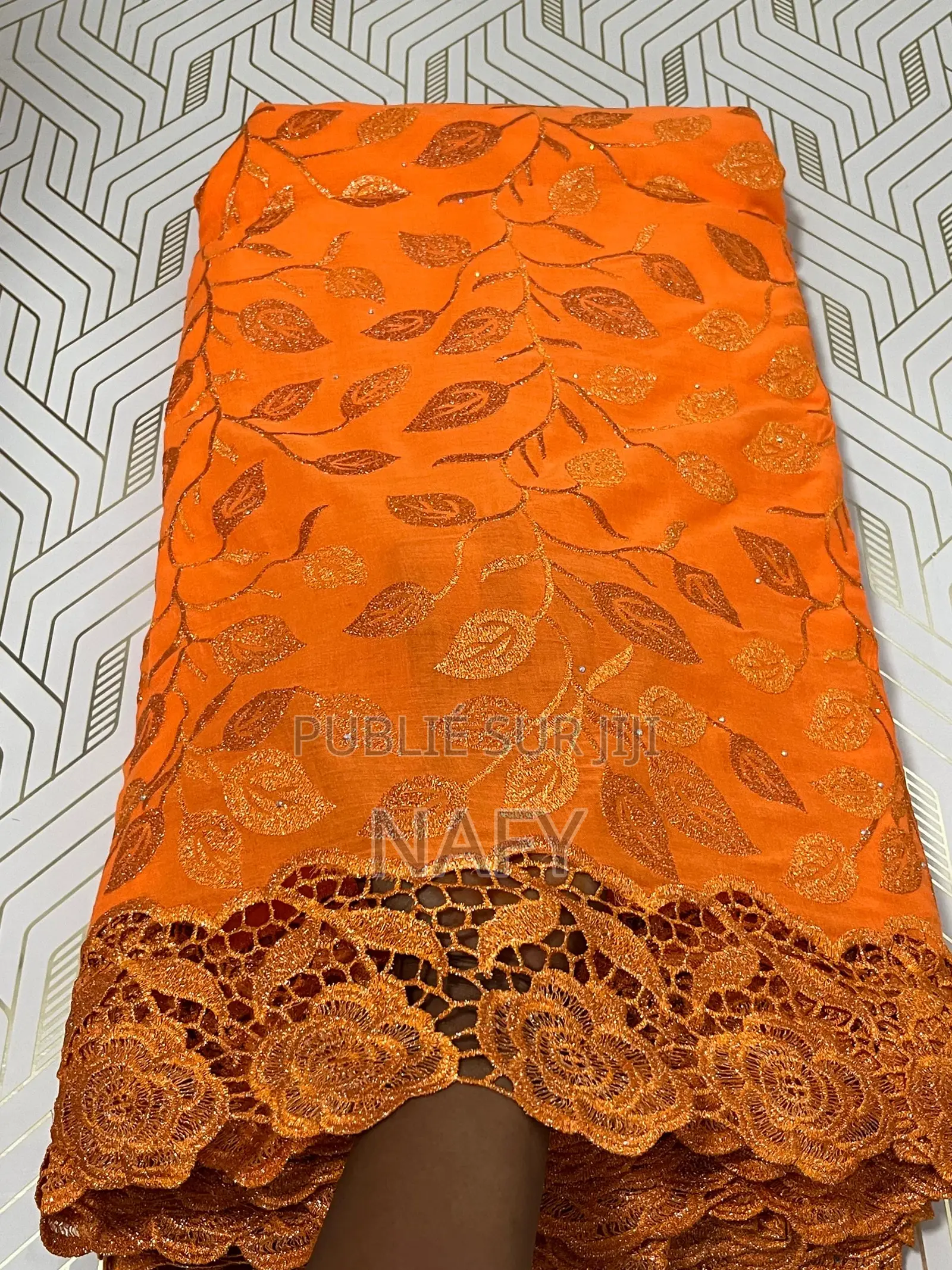 Sifon Jupur 5 Yards