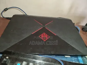 Ordinateur portable HP Omen 15 16GB Intel Core 7 SSD 256GB