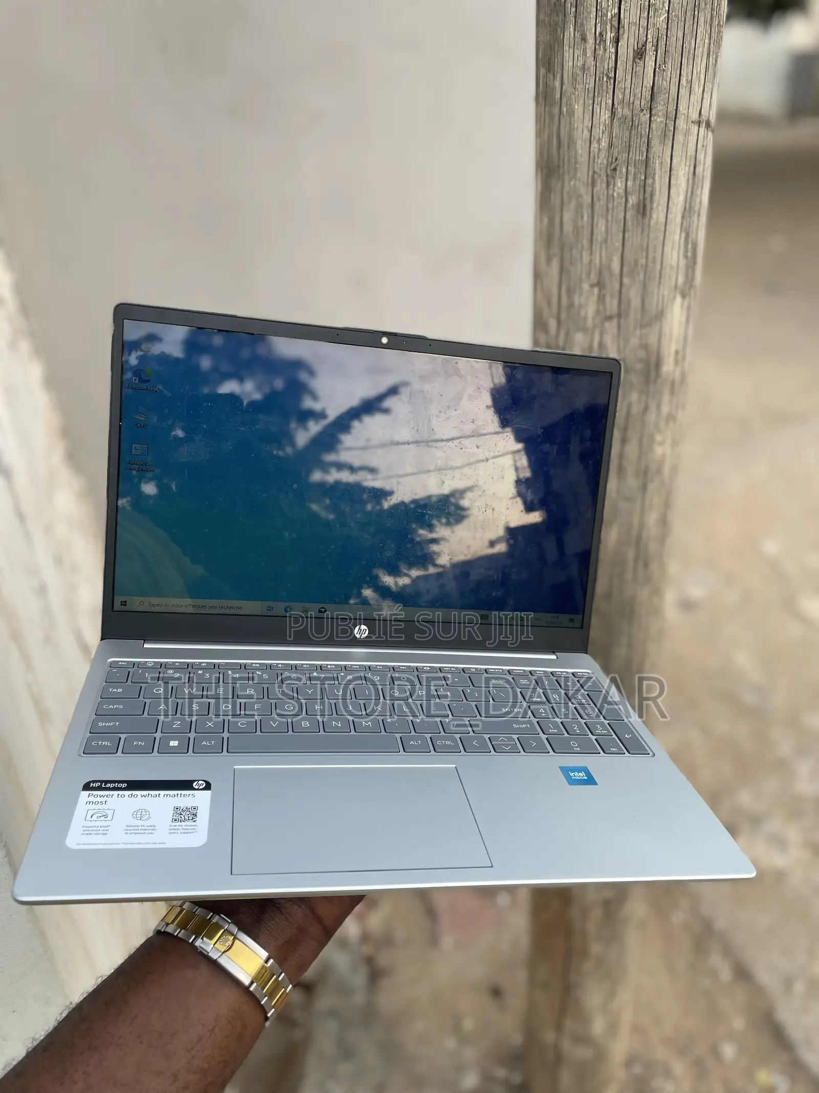 Nouveau Ordinateur portable HP 15 4GB Autre SSD 128GB
