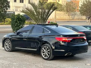 Hyundai Grandeur 2017 Noir