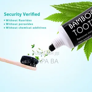 Pâte Dentifrice À Base De Charbon
