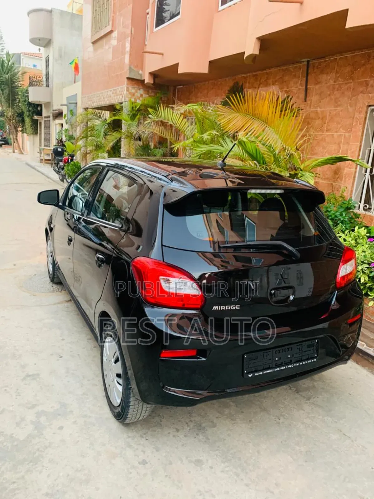 Mitsubishi Mirage 2020 Noir