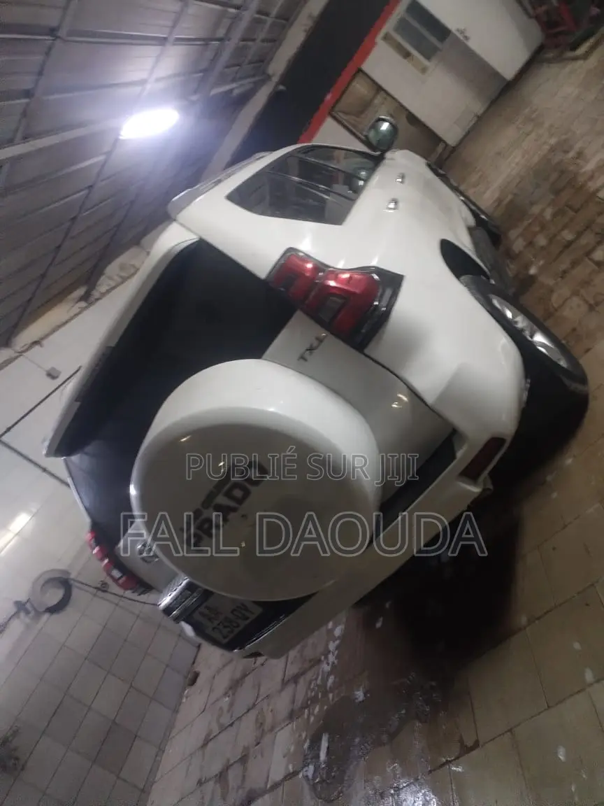 Toyota Land Cruiser Prado 2014 Blanc