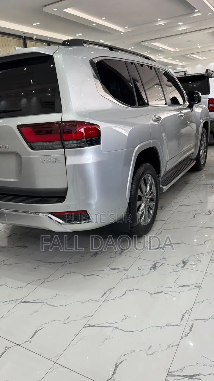 Toyota Land Cruiser Prado 2025 Gris