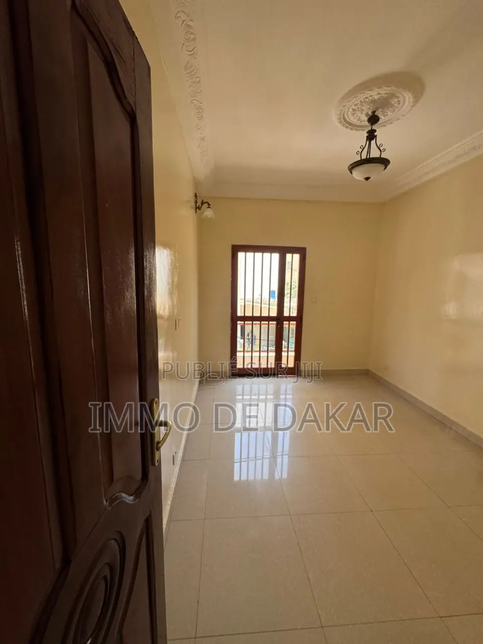 2chbre Appartement dans Immo De Dakar, Yoff à Louer