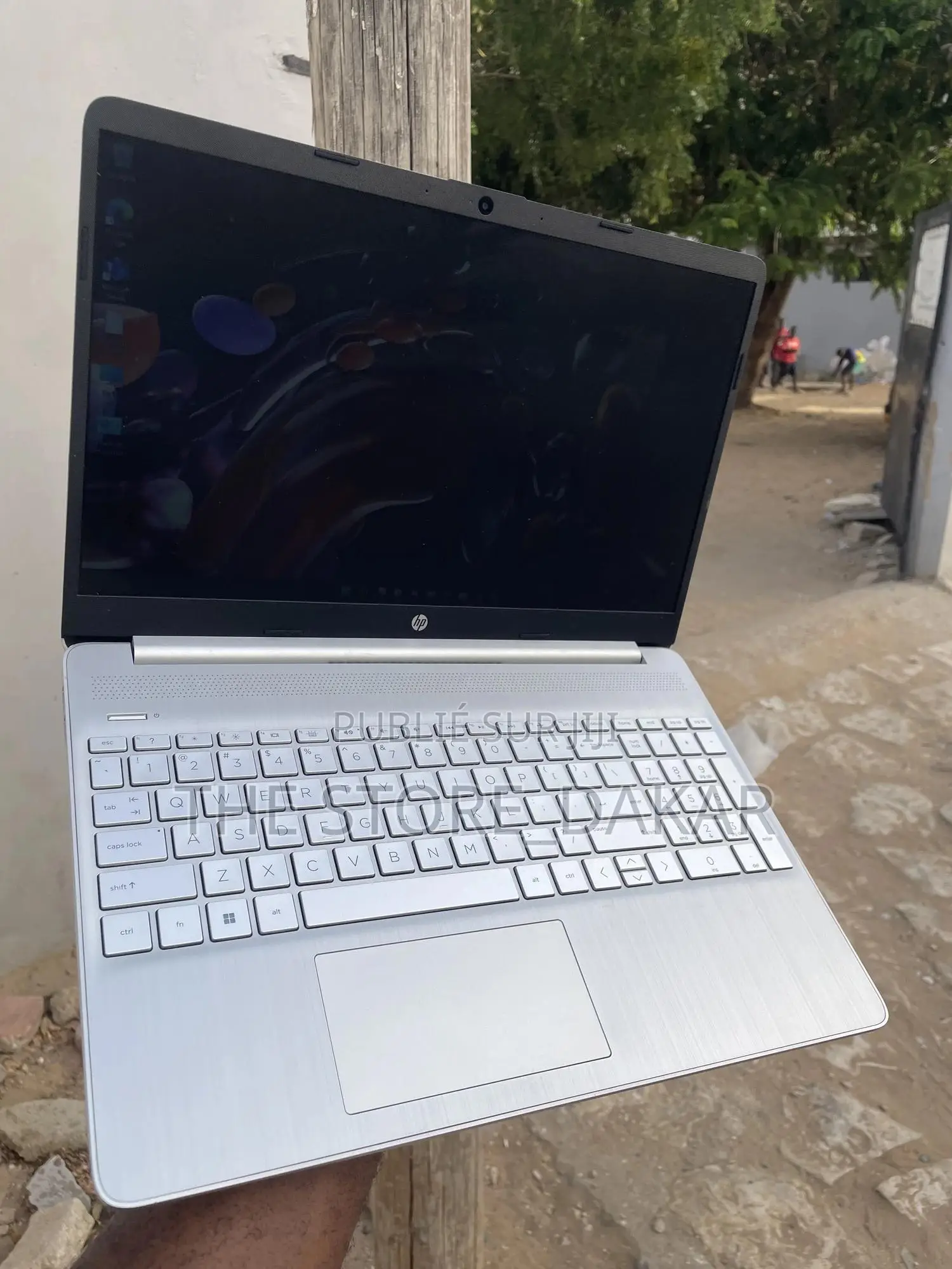 Ordinateur portable HP 15 8GB AMD Ryzen 5 SSD 512GB