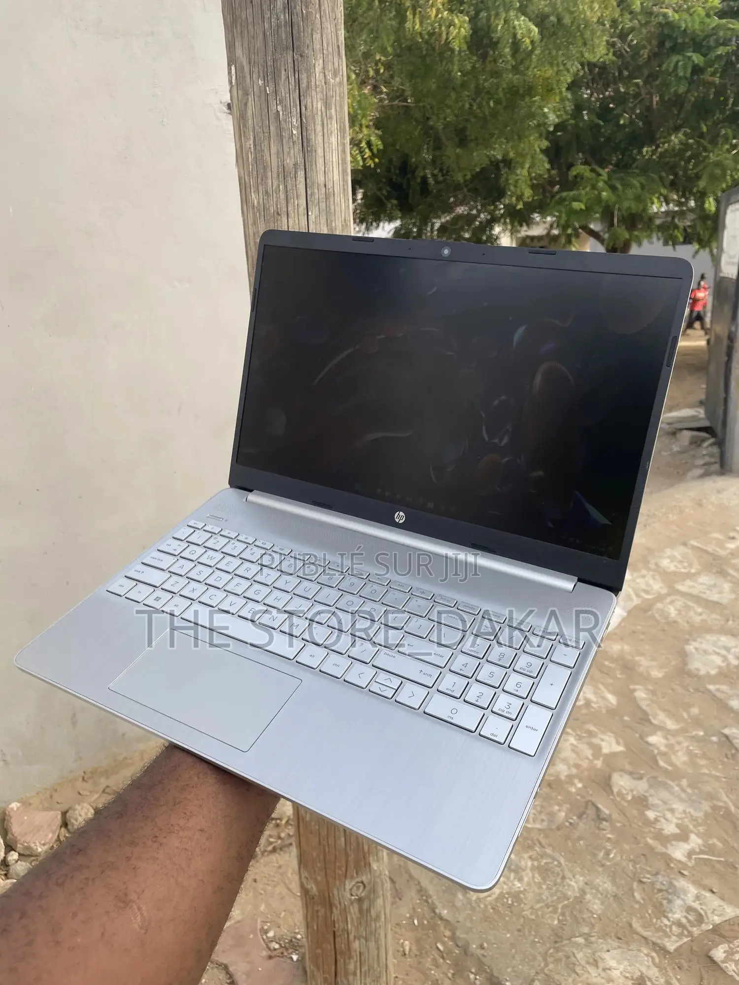 Ordinateur portable HP 15 8GB AMD Ryzen 5 SSD 512GB
