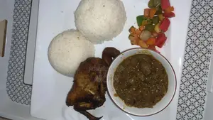 Vermicelles ,Yassa Viande Et Poulet