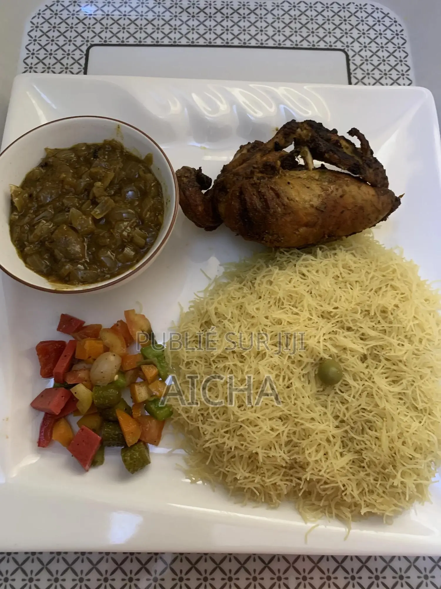 Vermicelles ,Yassa Viande Et Poulet