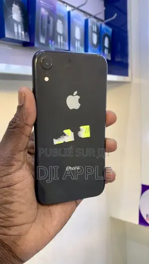 Apple iPhone 11 64 GB Noir
