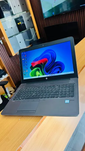 Nouveau Ordinateur portable HP ZBook 15 G3 16GB Intel Core i7 SSD 256GB