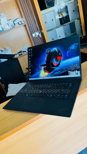 Nouveau Lenovo ThinkPad P1 Gen4 32GB Intel Core i7 SSD 1T