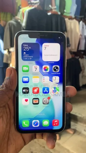 Apple iPhone 11 64 GB Blanc