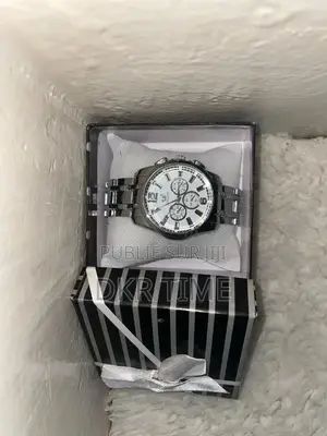 Montre À Bas Prix (5.000f )