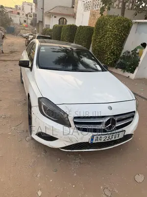 Mercedes-Benz A-Class 2015 Blanc
