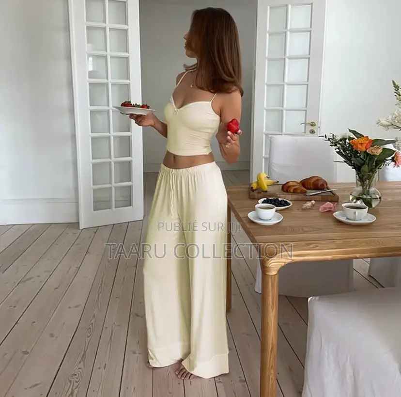 Tenue De Nuits