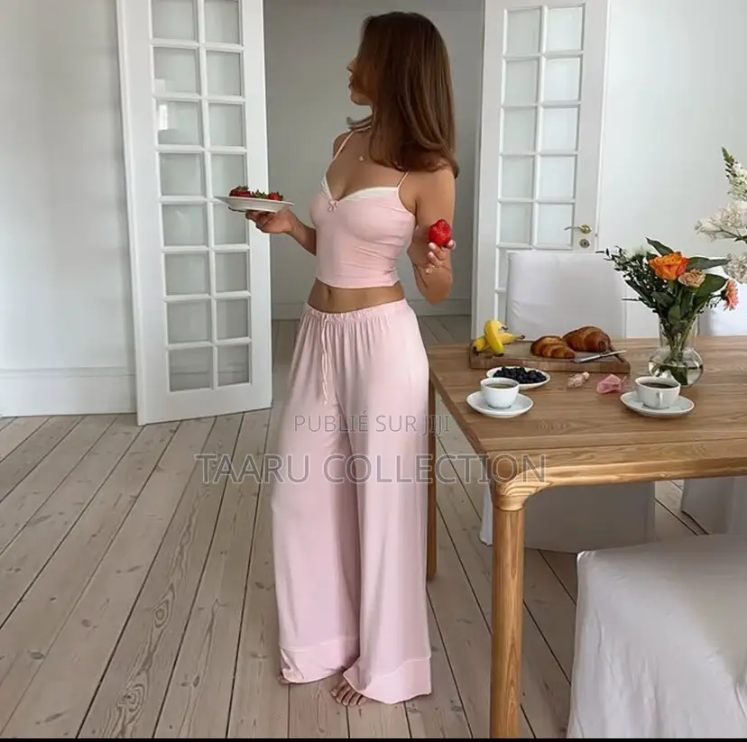 Tenue De Nuits