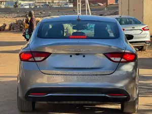 Chrysler 200 2017 Gris