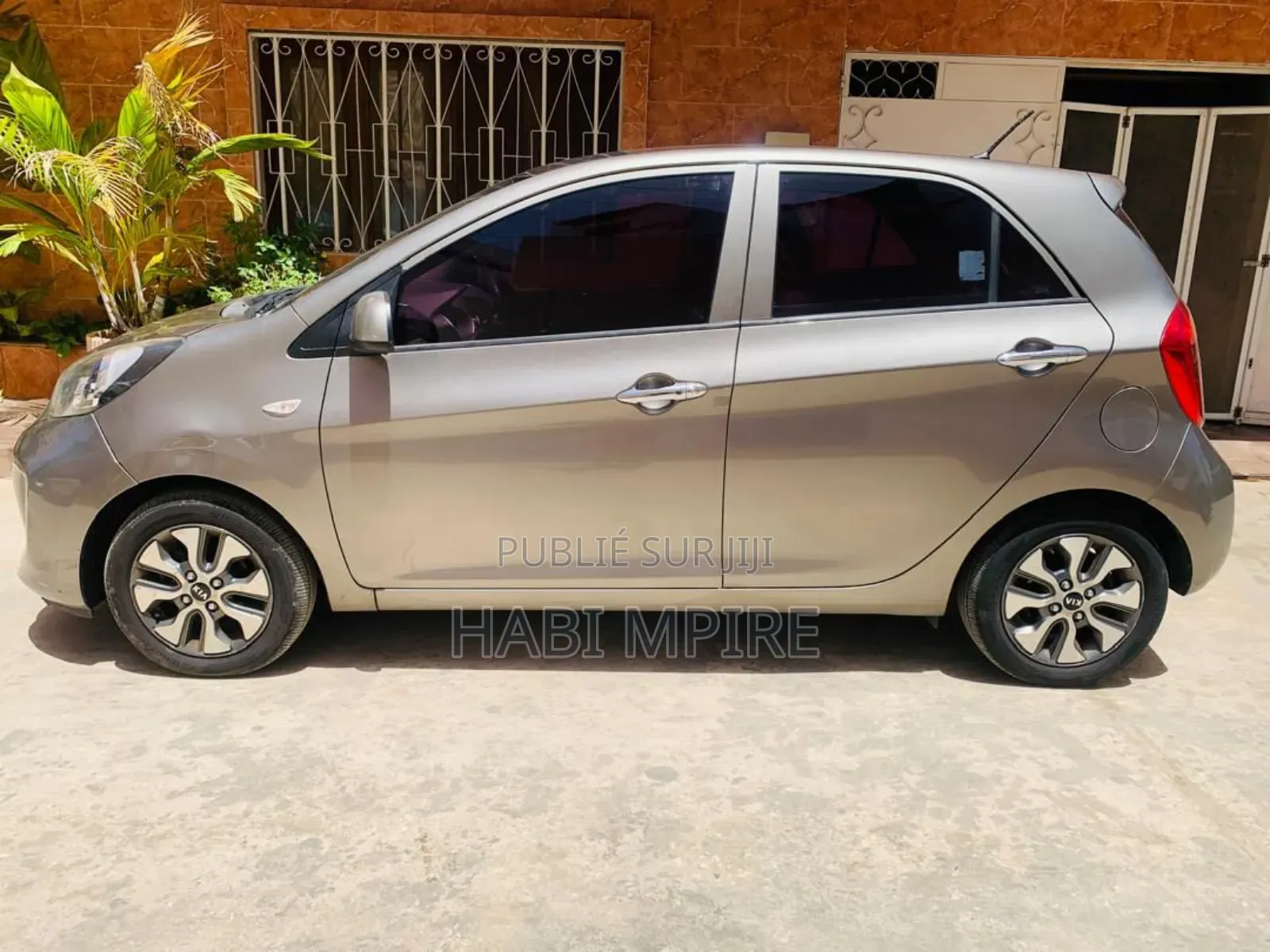 Kia Morning 2016 Beige