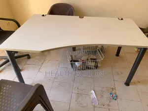 Table De Bureau