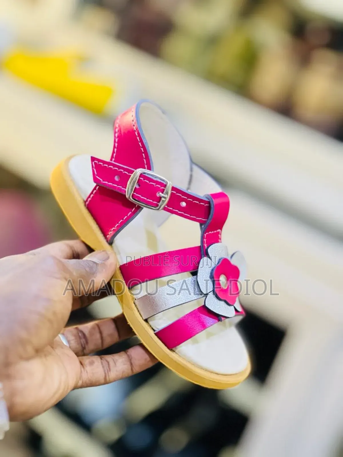 Chaussure Pour Homme Femme Et Enfants