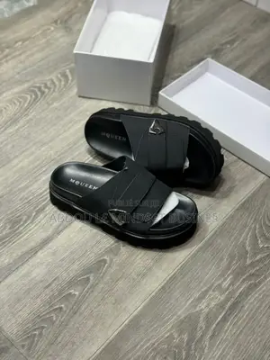 Shoes McQueen Disponible