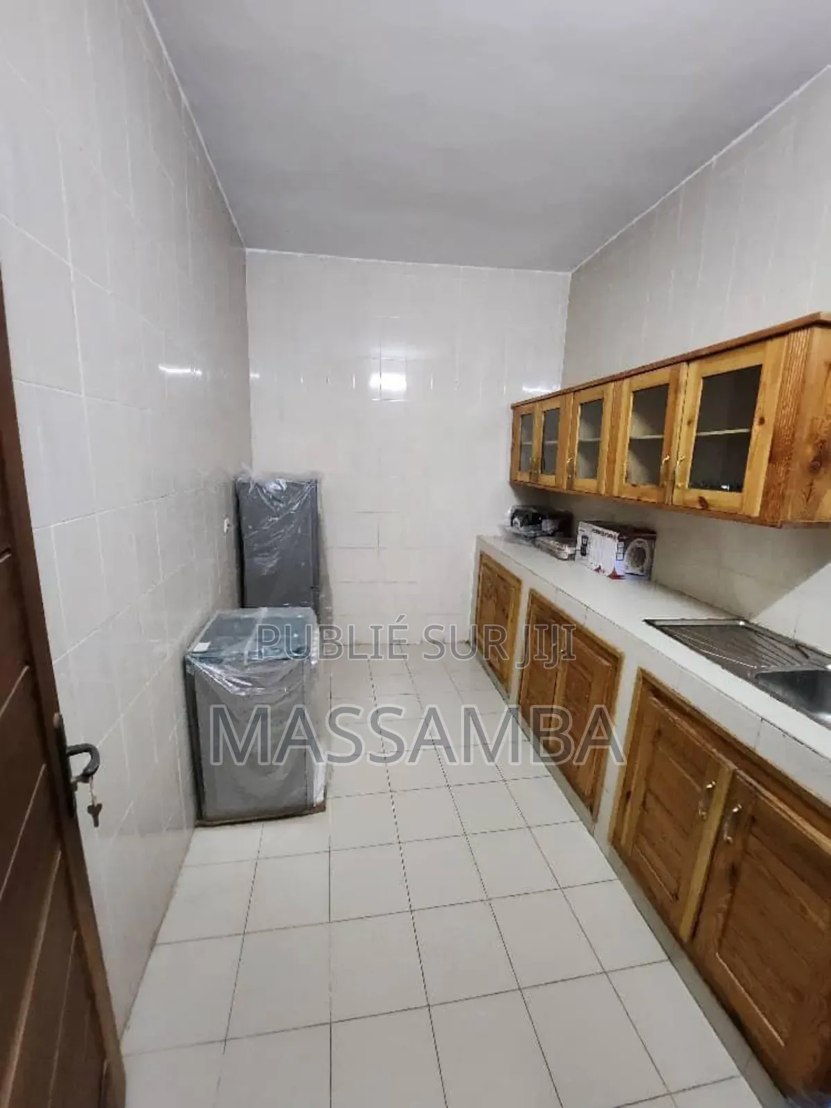 Meublé 2chbre Appartement dans Mn Immo, Yoff à Louer