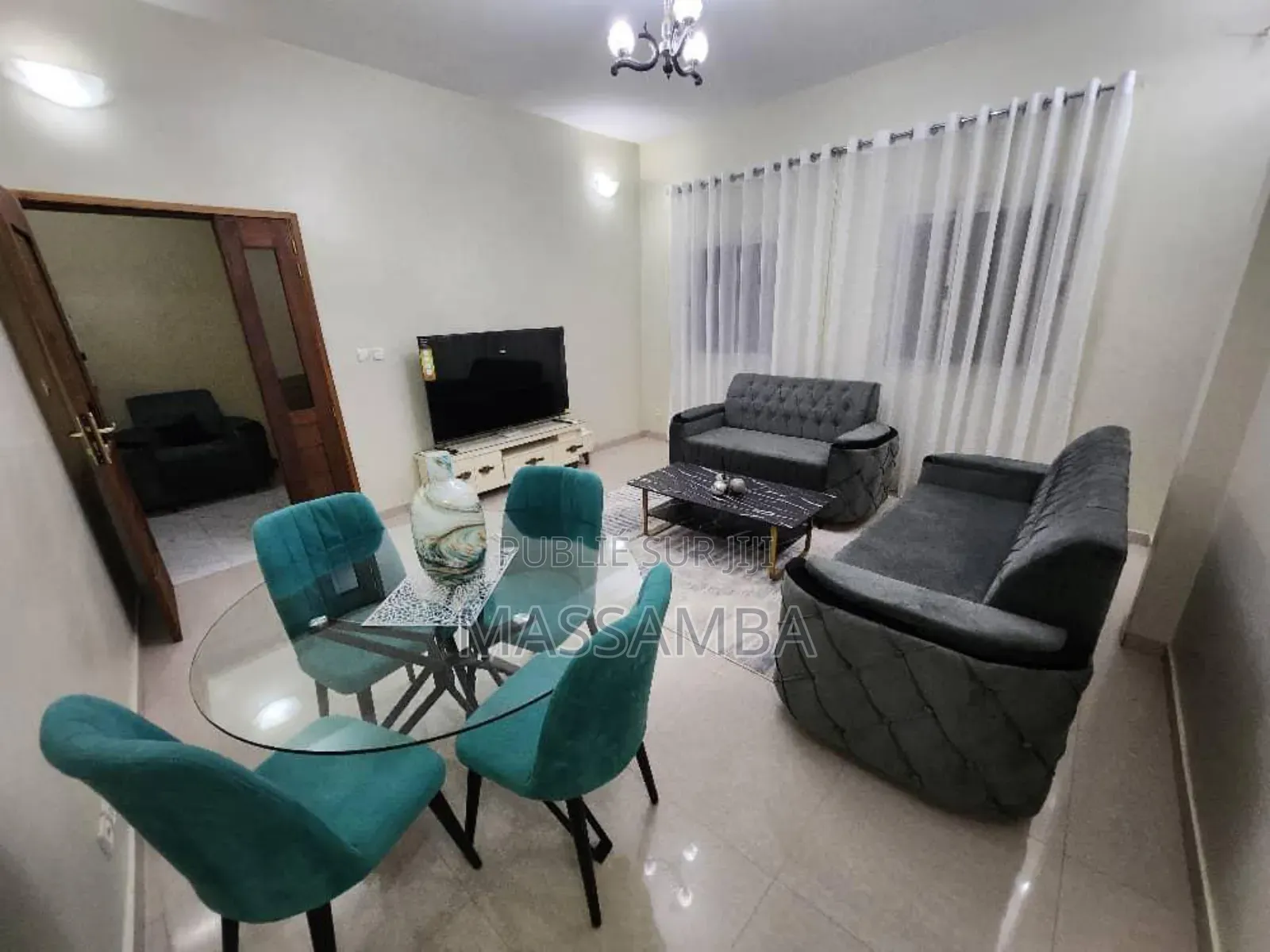 Meublé 2chbre Appartement dans Mn Immo, Yoff à Louer