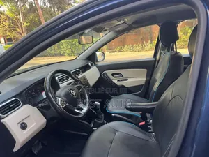 Renault Duster 2019 Bleu