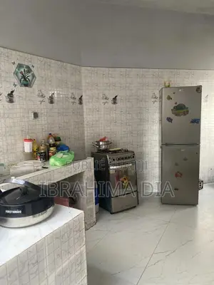 4chbre Maison dans Villa, Keur Moussa à Vendre