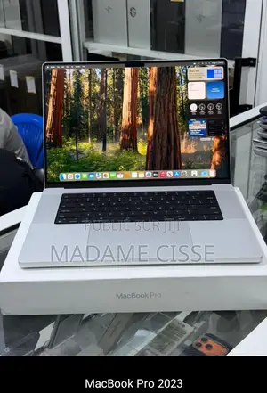 Nouveau Apple MacBook Pro 2023 M2 Pro 16-inch 16GB Apple M2 SSD 512GB