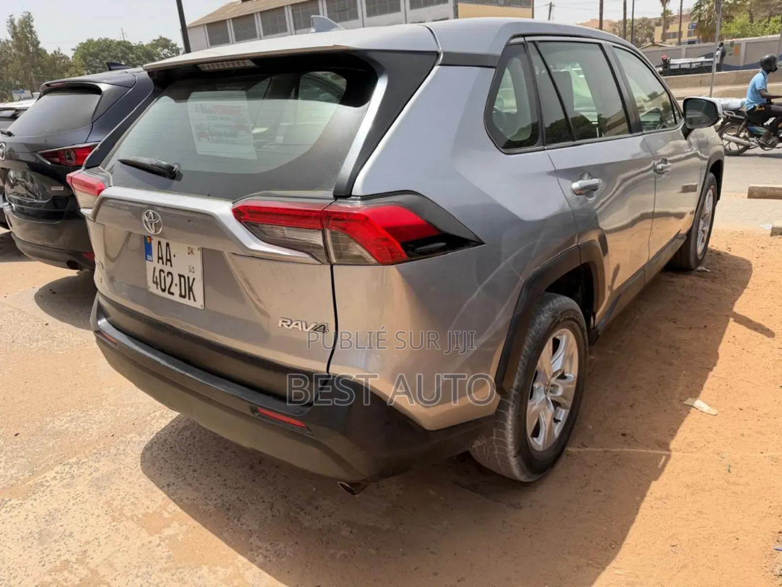 Toyota RAV4 2021 Gris