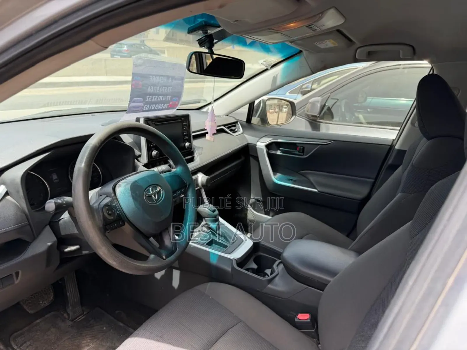 Toyota RAV4 2021 Gris