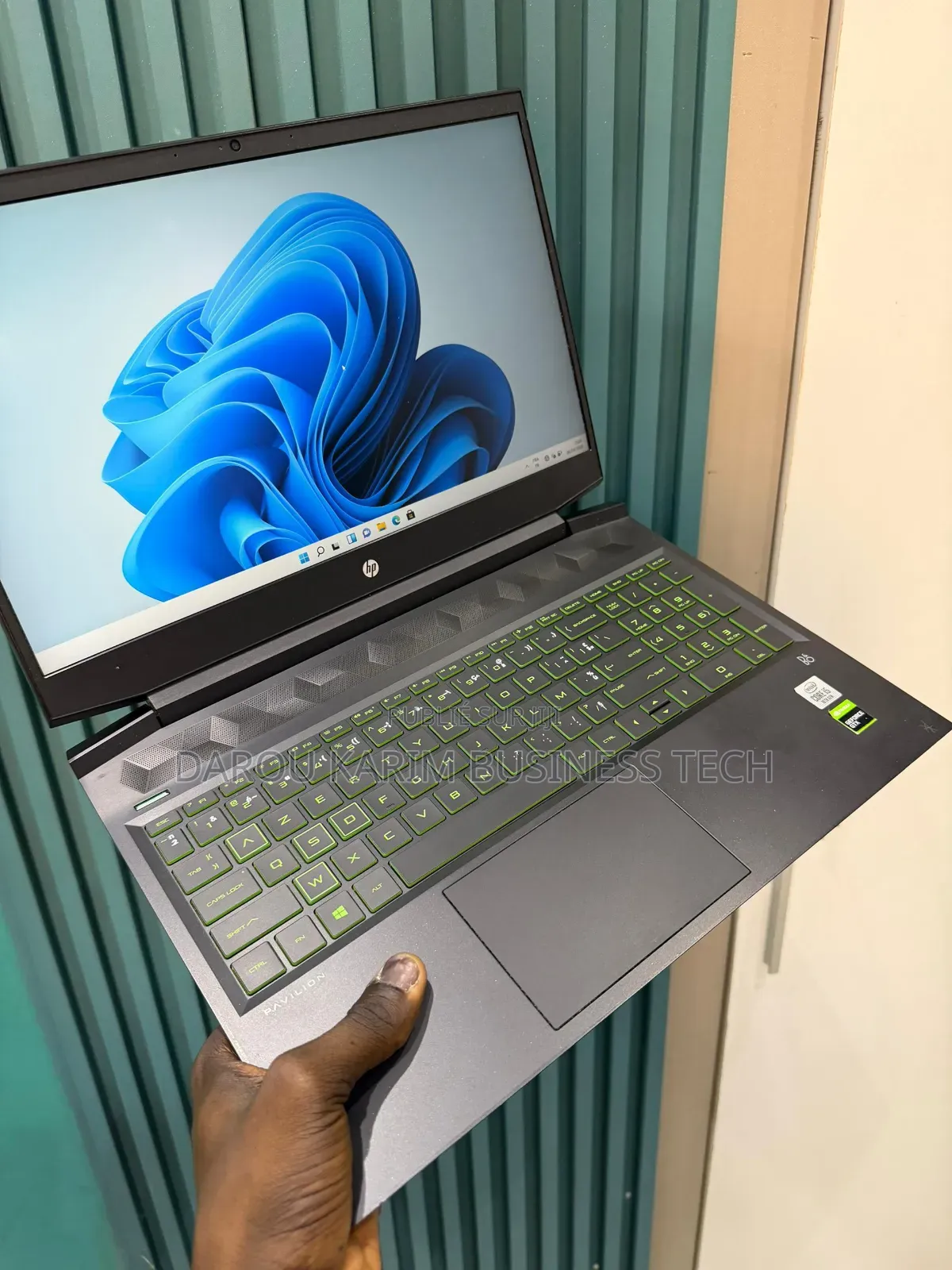 Nouveau HP Pavilion Gaming Laptop 15-dk2xxx 16GB Intel Core i5 512GB