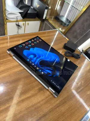 Nouveau Asus VivoBook Flip 14 TP412UA 16GB Intel Core i9 SSD 1T