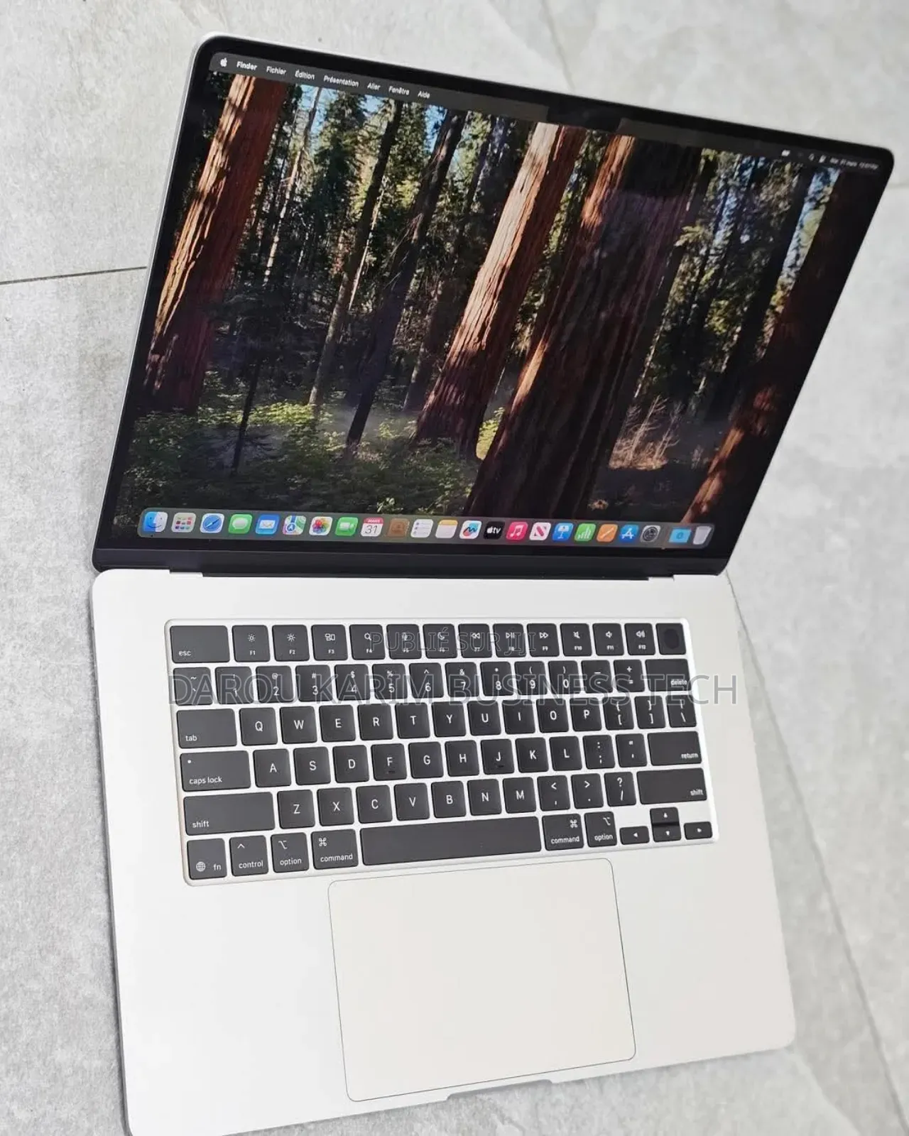 Nouveau Apple MacBook Air 2025 M4 15-inch 16GB Apple M4 SSD 512GB
