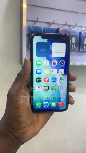 Nouveau Apple iPhone 11 128 GB Noir